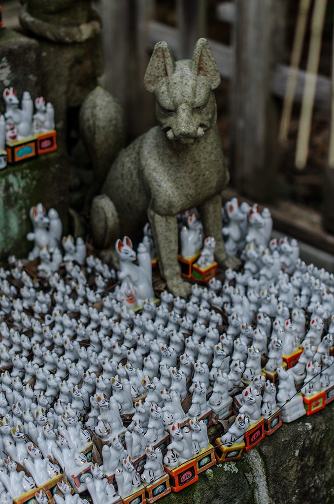 Shiroyamainari Shrine // 城山稲荷神社