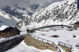 Großglockner pass, Midway