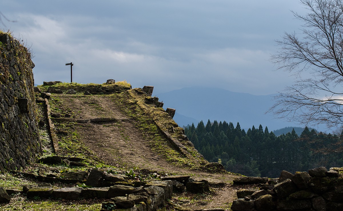 Oka Castle Ruins (Oita)