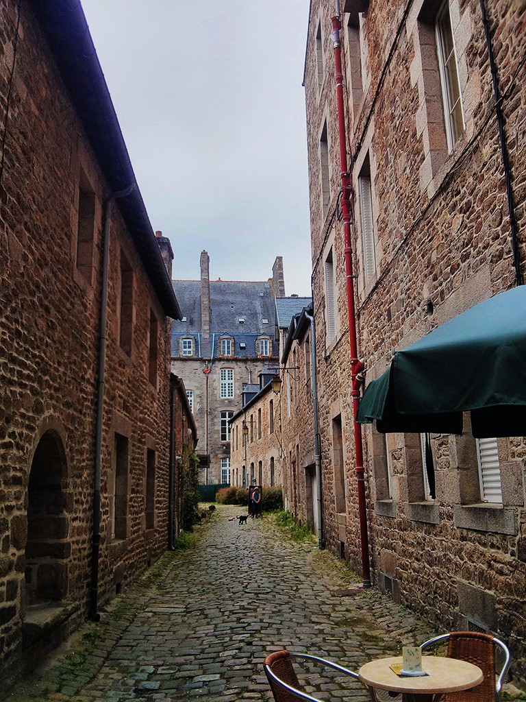 Dinan Alleyway