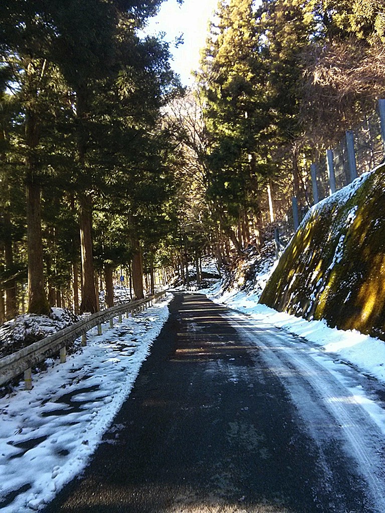 Road 438 (East side)