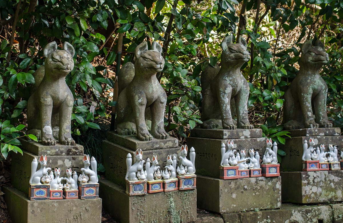 Shiroyamainari Shrine // 城山稲荷神社